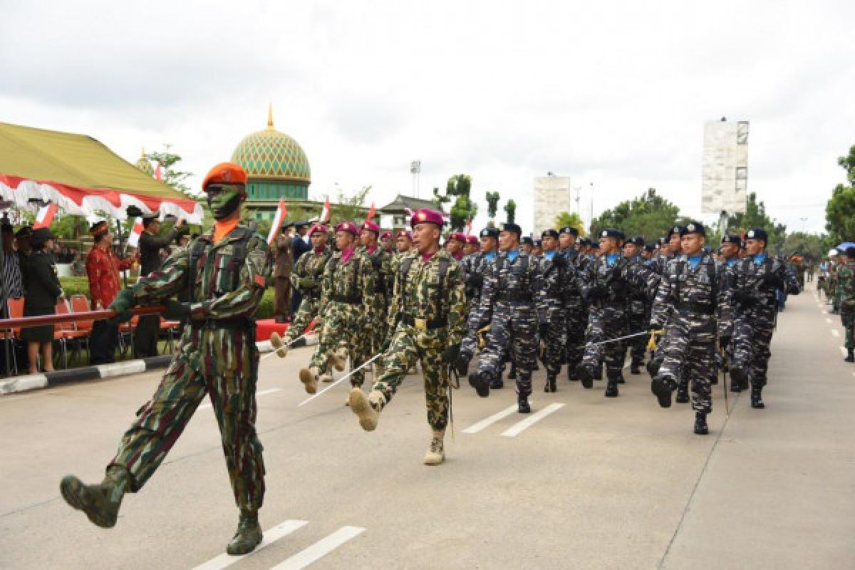 Prajurit Lantamal XII Pontianak Peringati HUT TNI