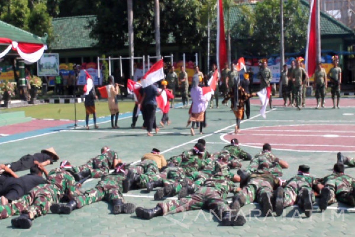 Puluhan Anggota Kodim Bojonegoro Gelar Drama Kolosal