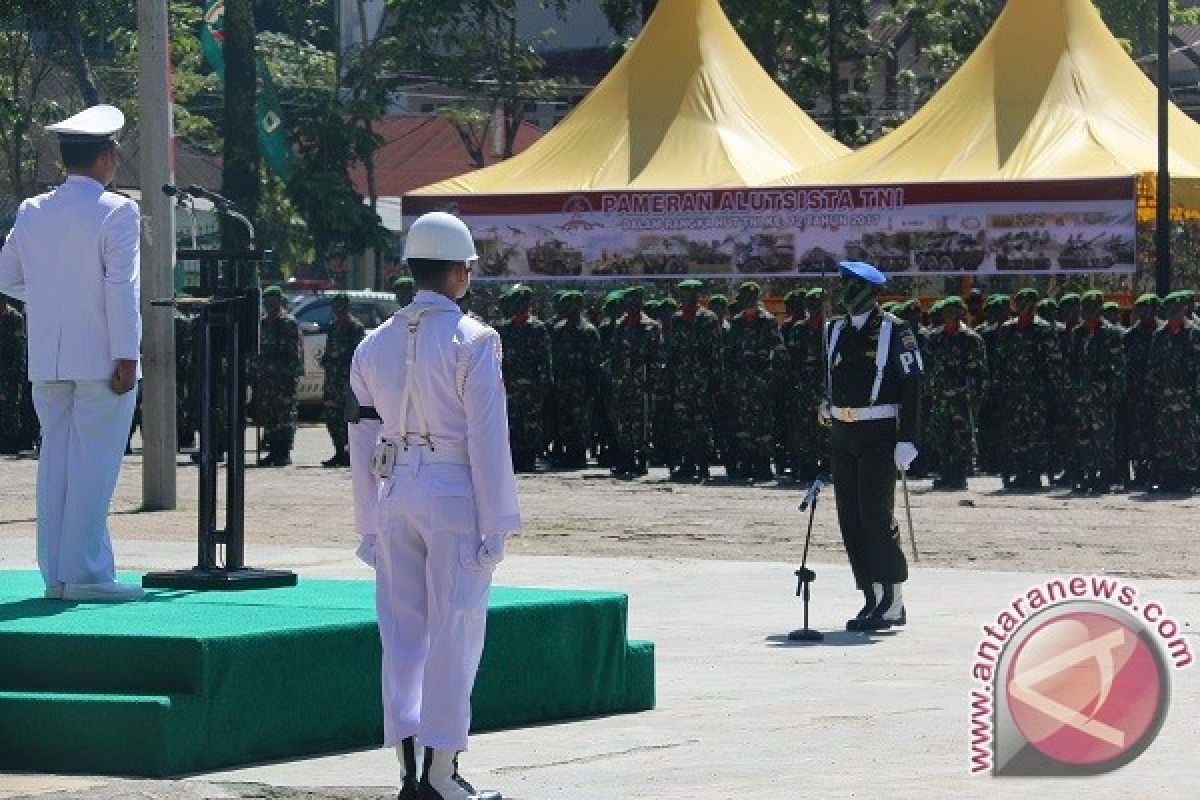 Danlanal Sibolga Pimpin HUT TNI ke 72 