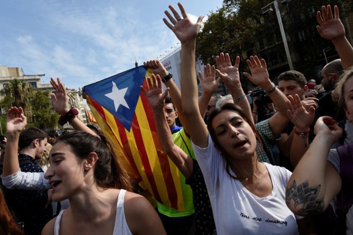 Spanyol tolak seruan mediasi soal krisis Catalunya