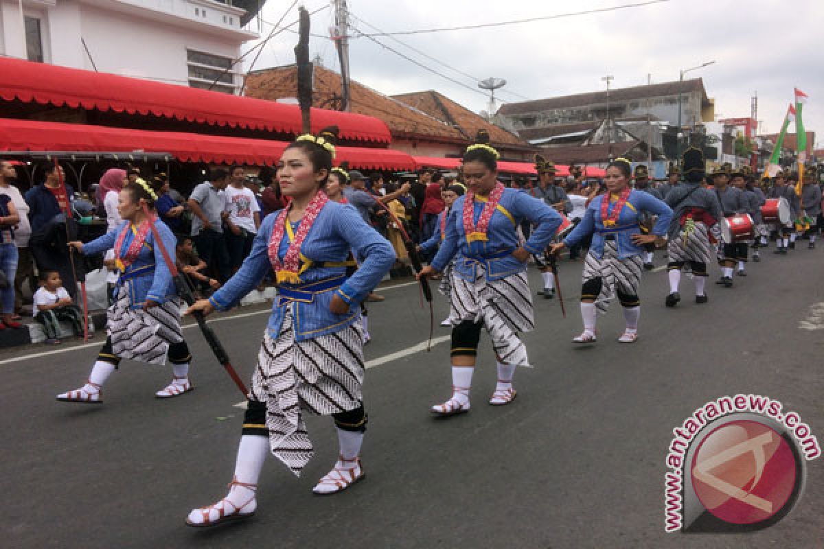 Grebeg Pasar padukan nuansa tradisional dengan milenial