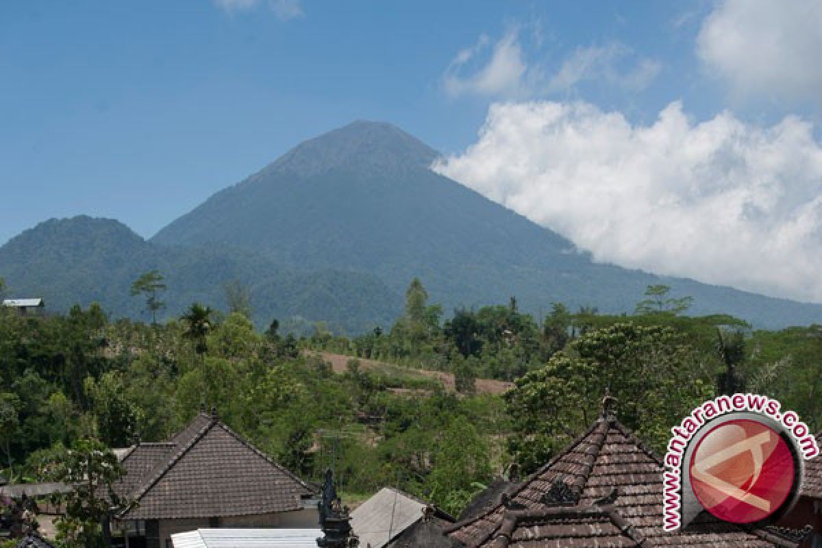 Kodam Udayana Siagakan 16 Ribu Personel Cadangan Antisipasi Gunung Agung