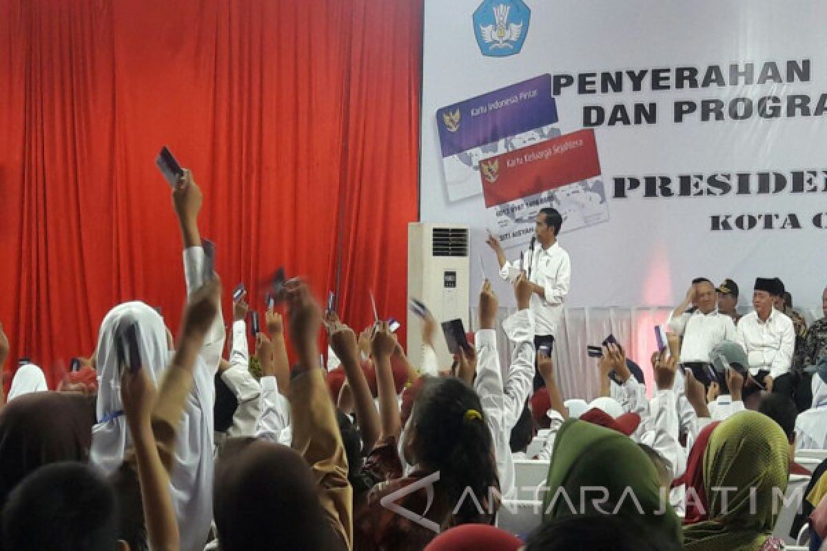 Jurus Macan Kemayoran dan Elang Pukau Presiden Jokowi (Video)
