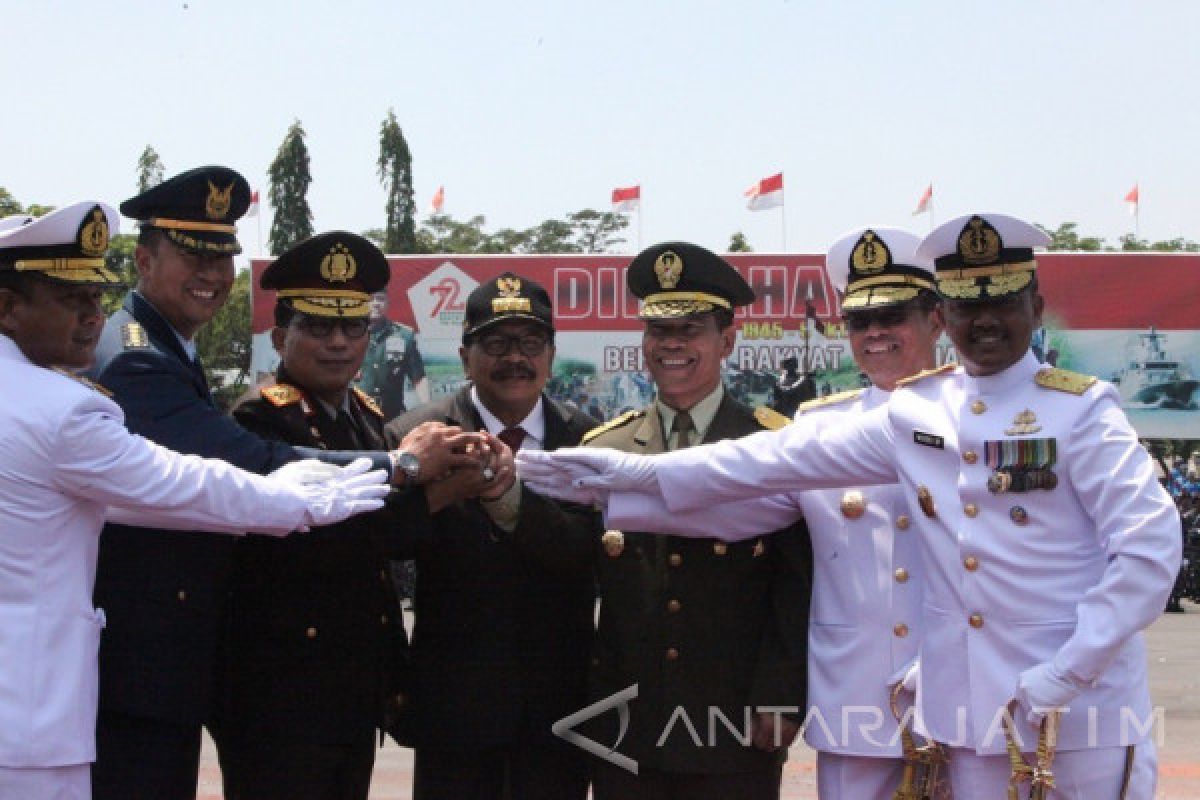 Pakde Karwo Akui Bangga TNI 