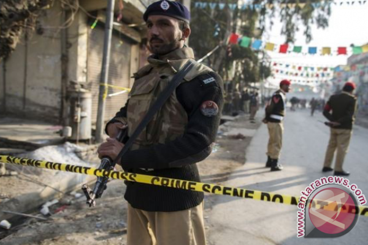 Bom bunuh diri di Pakistan tewaskan 18 orang
