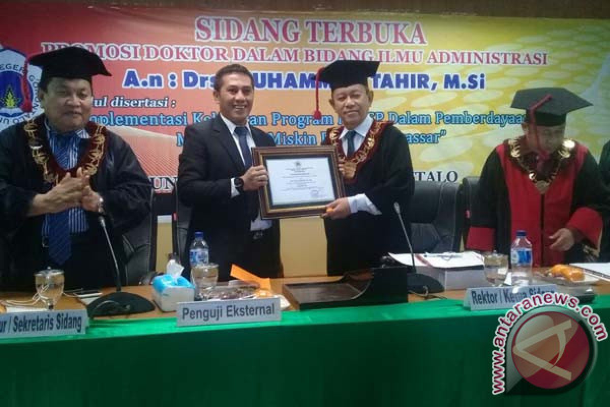 Wawali Makassar Menjadi Penguji Doktor Di Gorontalo 