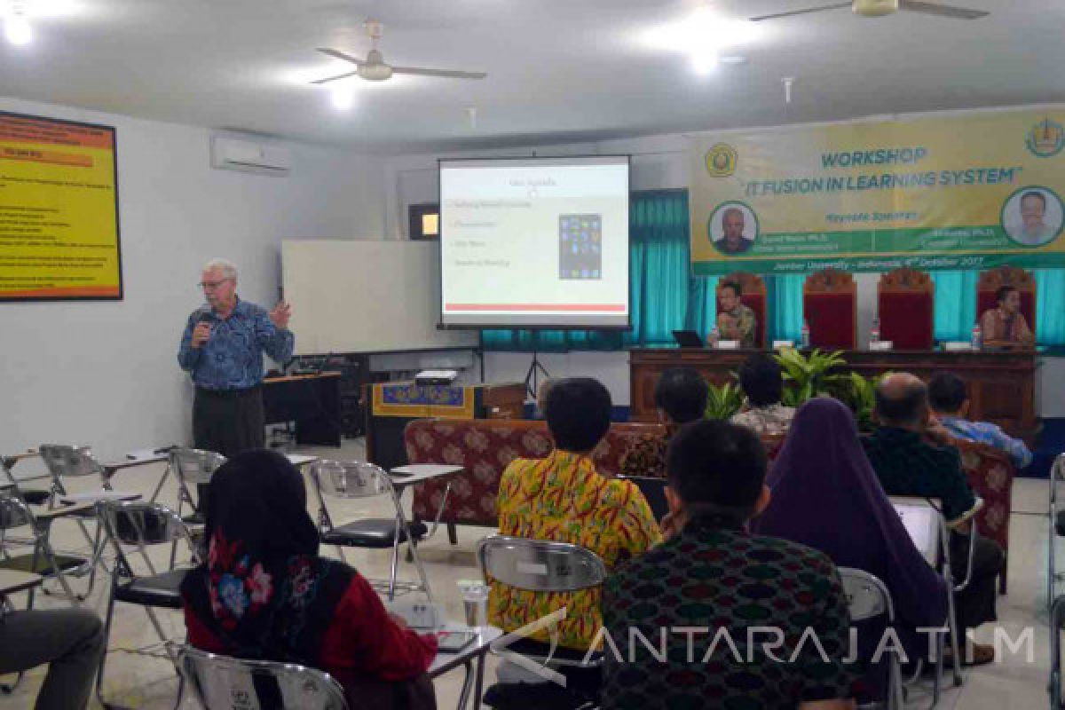  David Stein: 30 Persen Proses Belajar Mengajar  Gunakan 