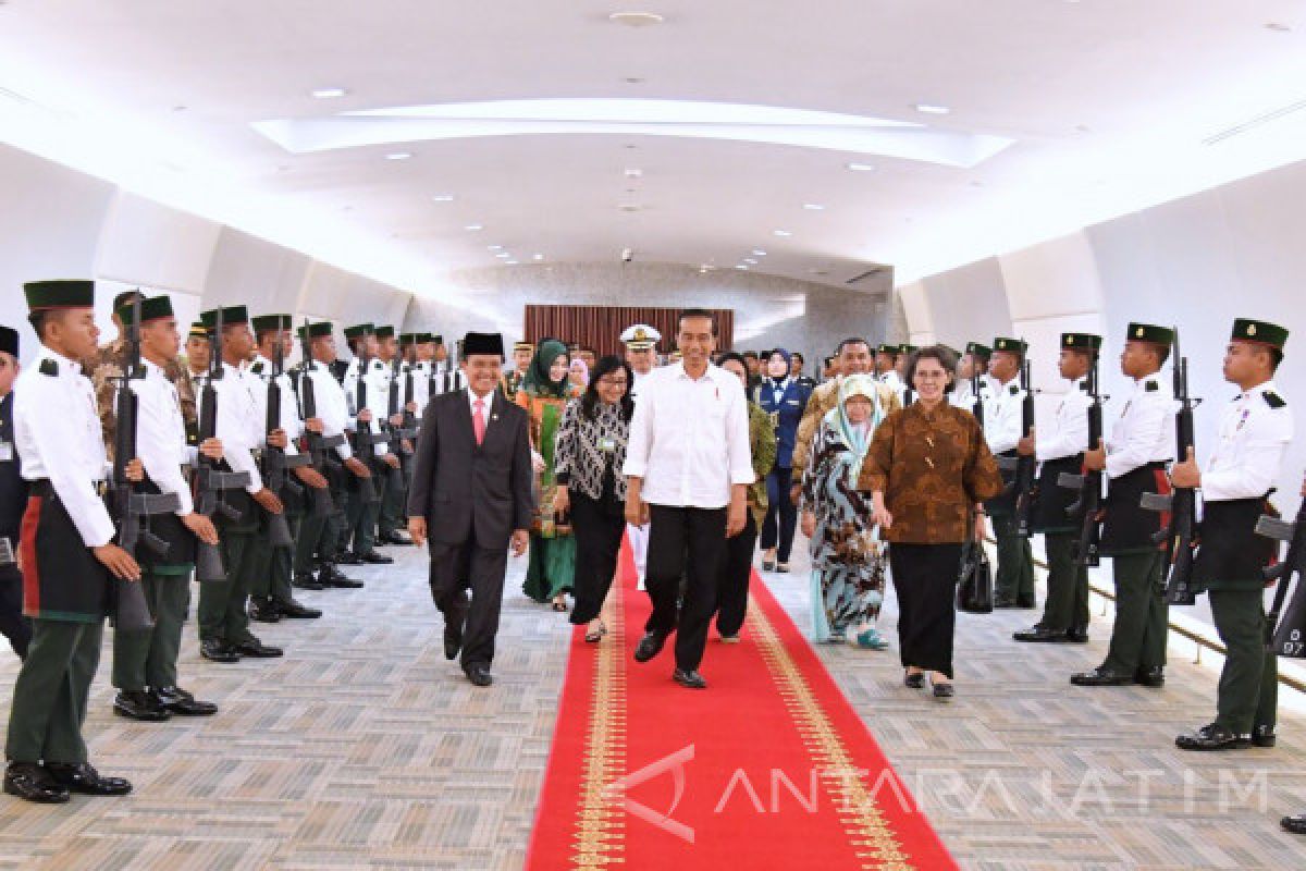 Presiden Jokowi Tiba di Brunei 
