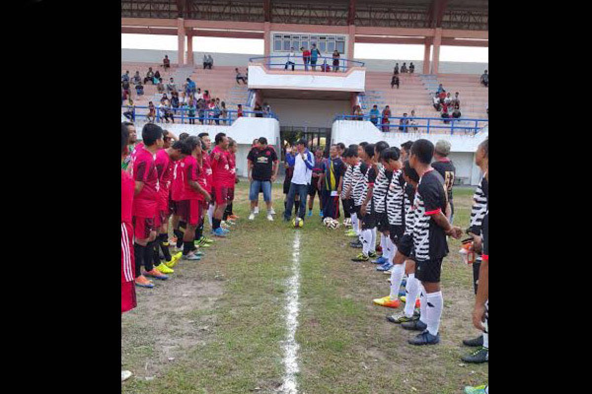 "Bernostalgia", PSBK Vs Persepar All Star Tanding Persahabatan