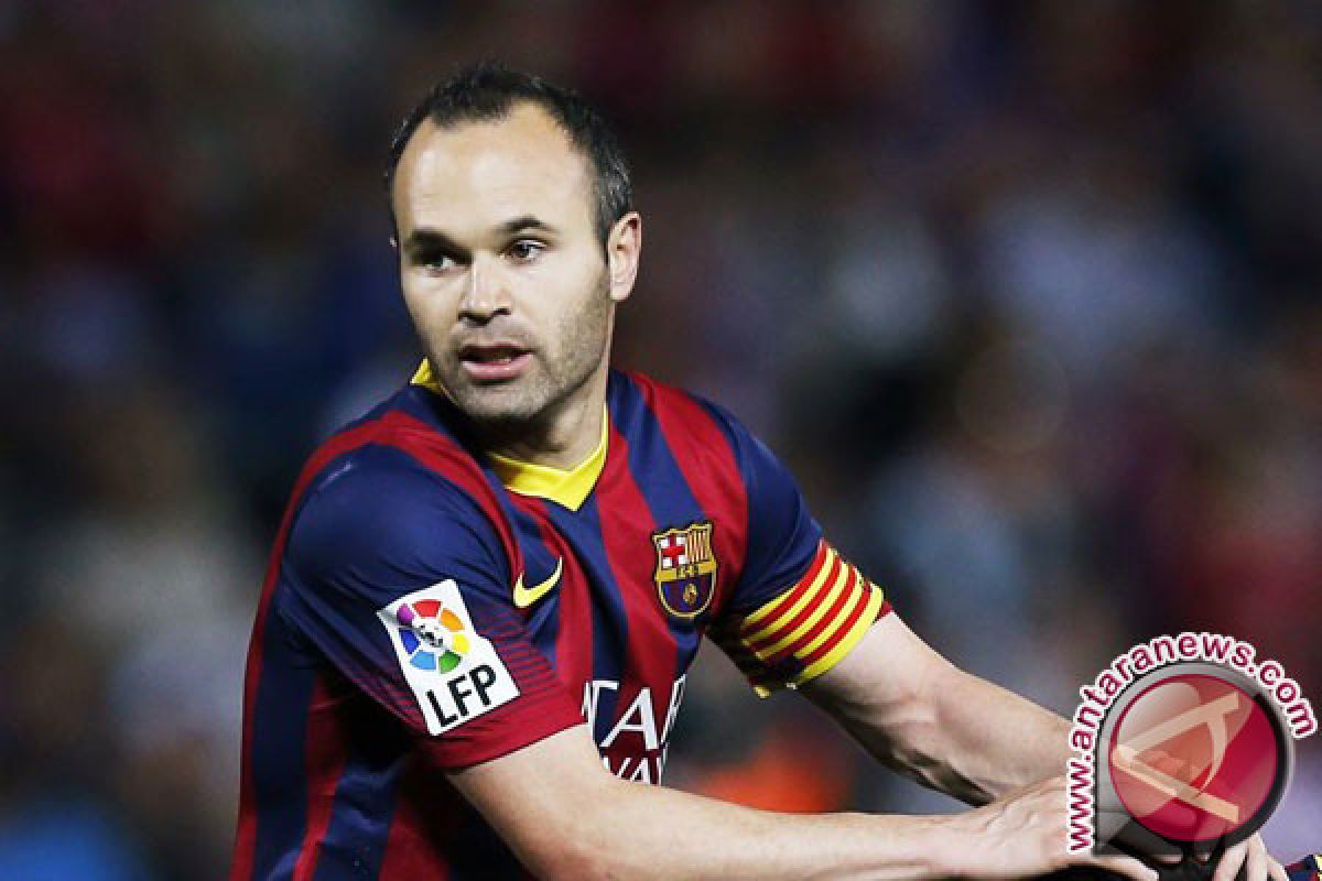 Iniesta Setuju "Kontrak Seumur Hidup" Dengan Barcelona