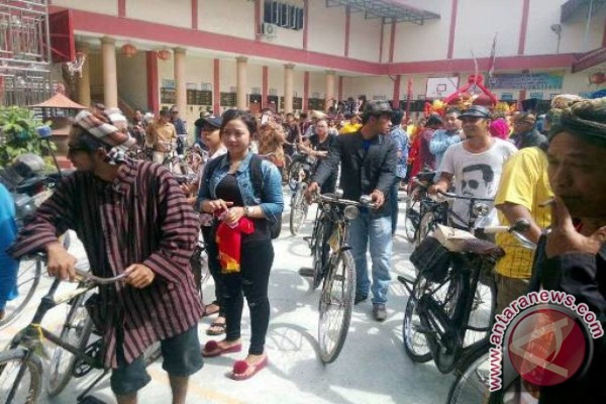 Hut Dewa Seng 0ng Kong di Tebing Tinggi