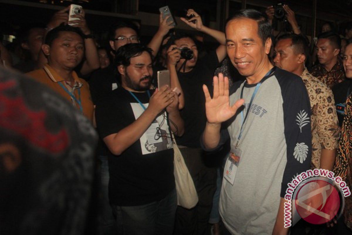 Presiden Jokowi Saksikan Festival Musik di Kemayoran