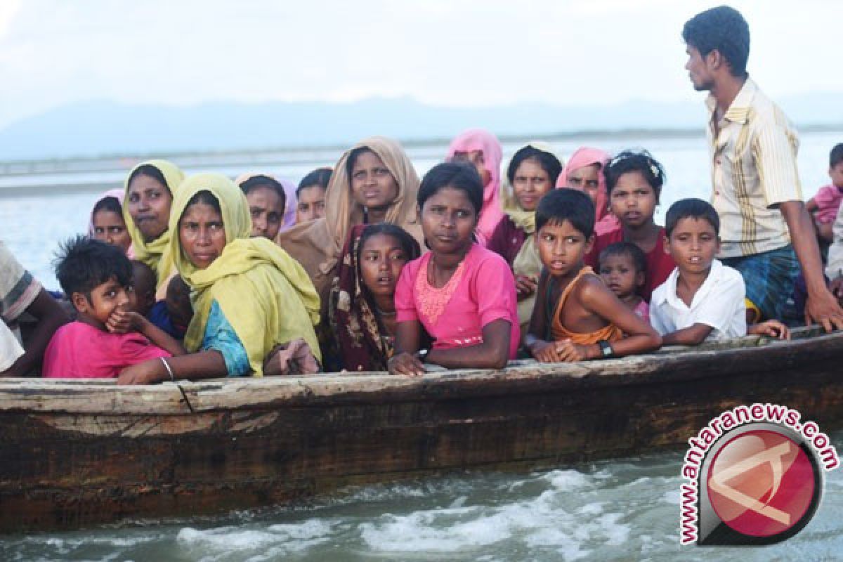 Perahu pengungsi dari Myanmar tenggelam saat menuju Bangladesh