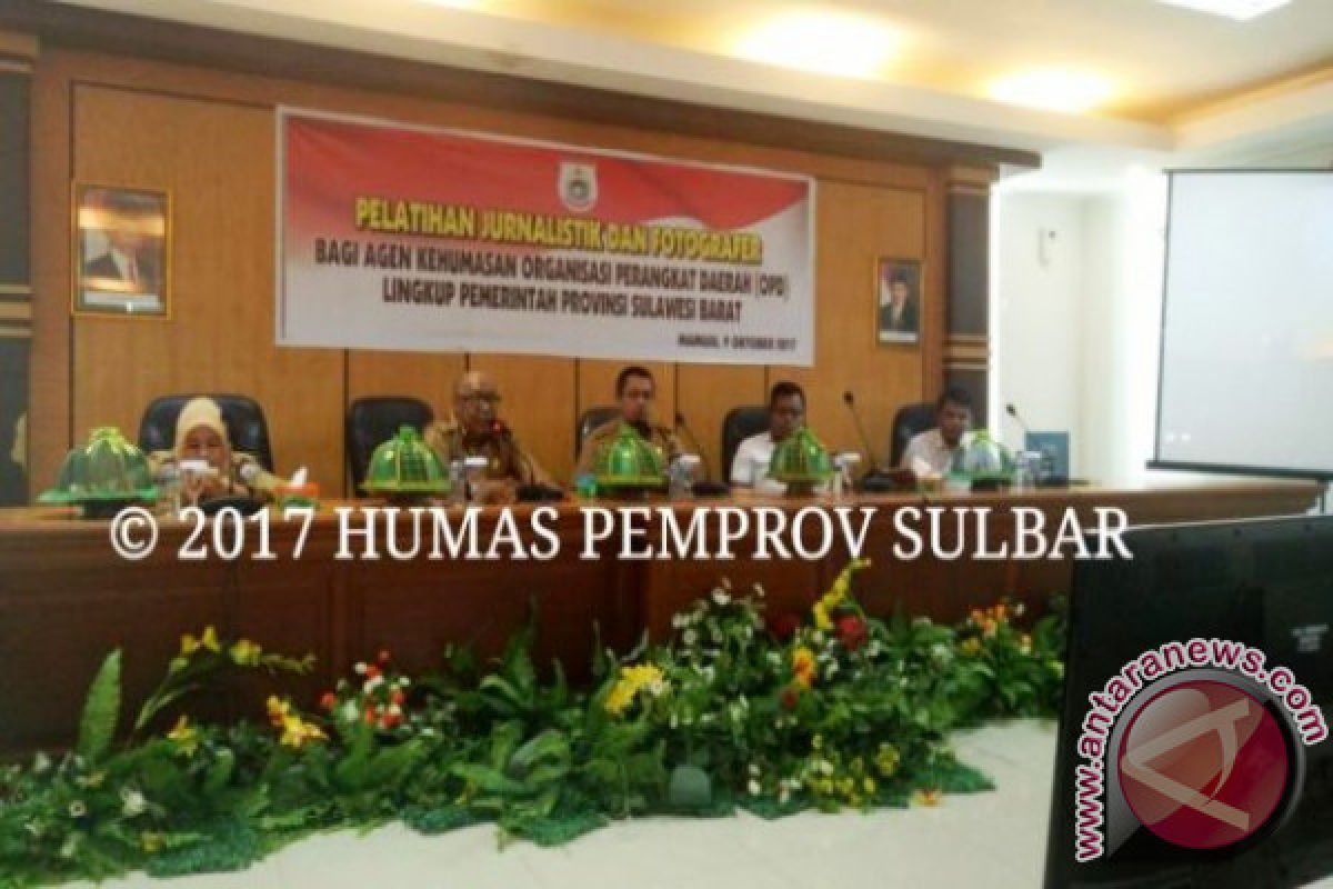 Humas Setda Sulbar Gelar Pelatihan Jurnalistik 