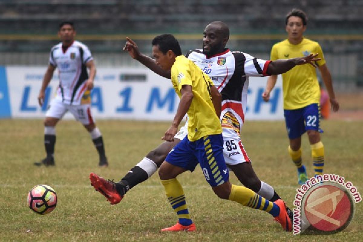 Persegres takluk dari Mitra Kukar 2-4