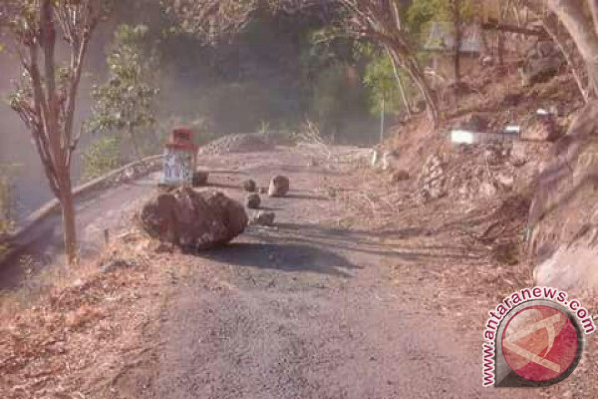 Lembata Empat Kali Diguncang Gempa 