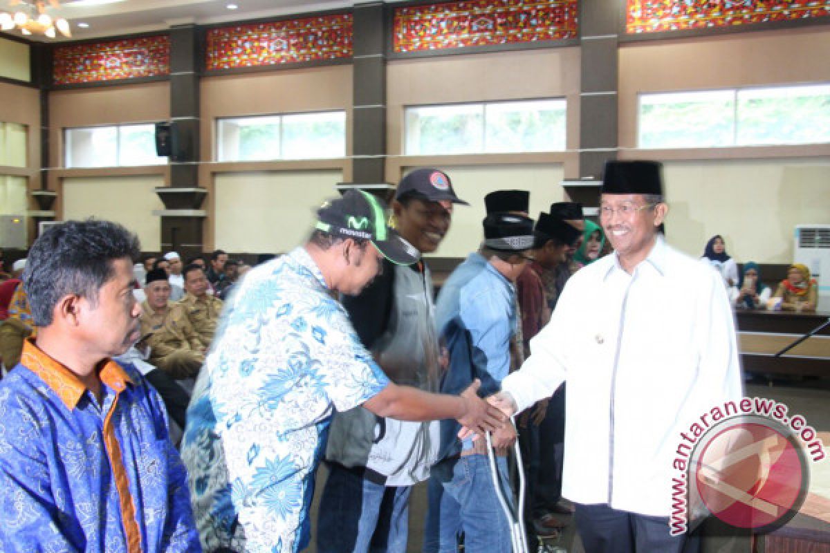 Bupati Solok Lantik Pengurus Asosiasi Pelaku Utama Perikanan