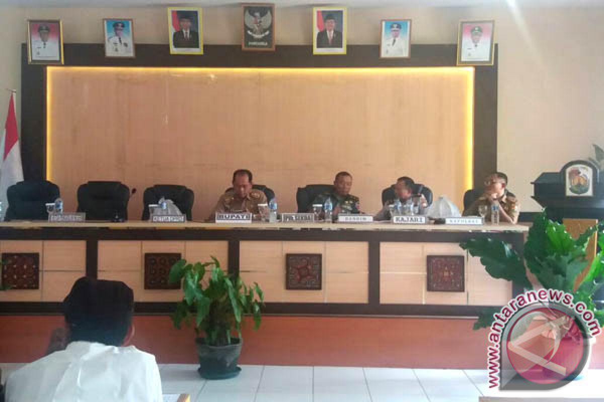 Pemkab Toraja Utara Rapat Persiapan "Lovely December" 2017