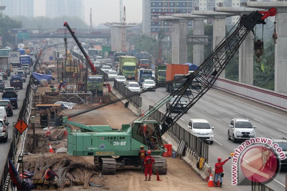 Jakarta-Cikampek toll road construction uses Sosrobahu technology