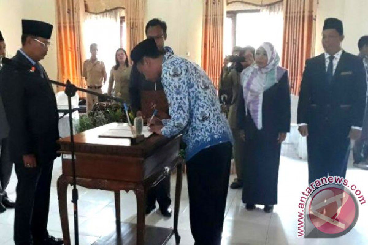 167 ASN Lamandau Ucapkan Sumpah Dihadapan Bupati