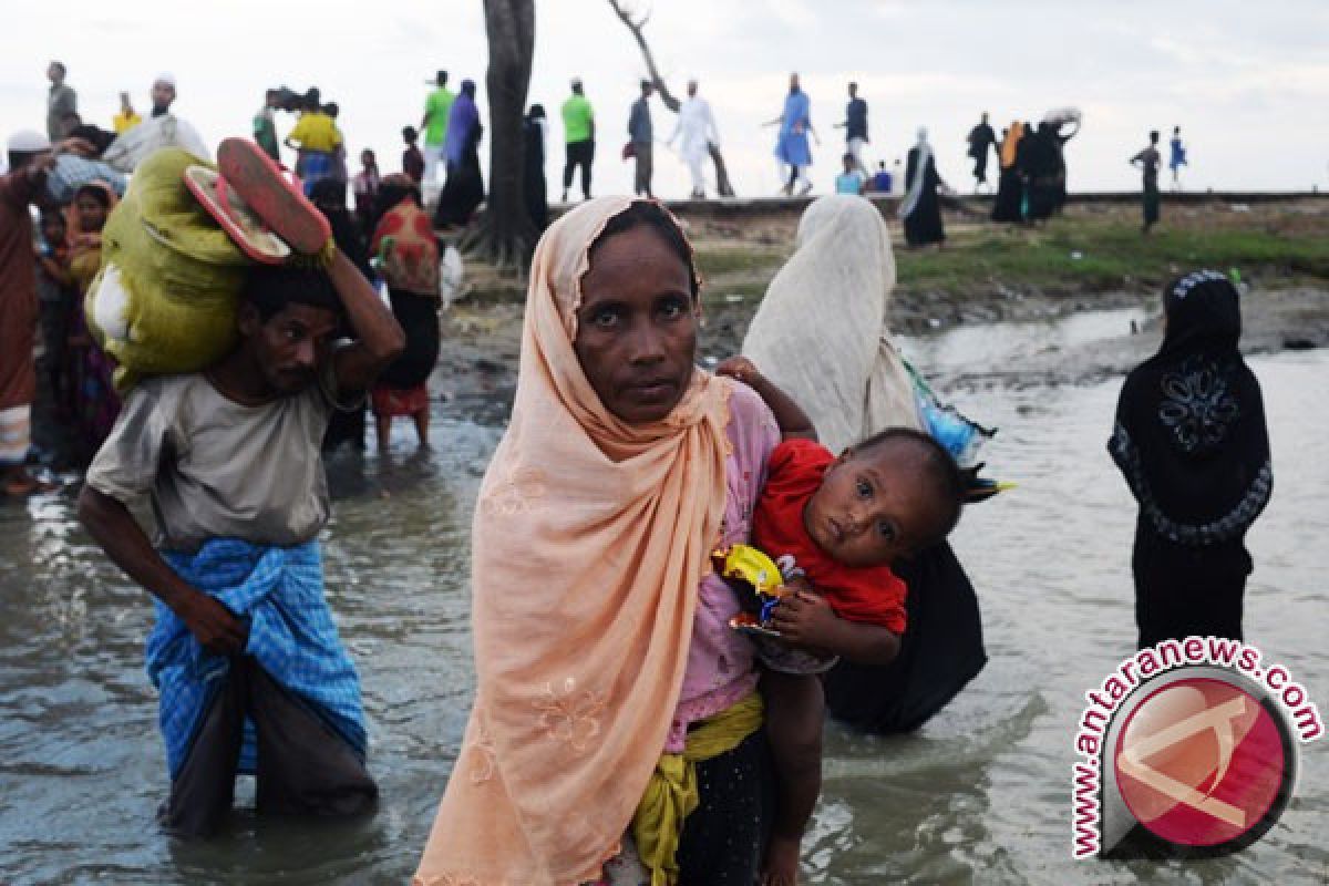 Belasan warga Muslim Rohingya tewas akibat serangan tentara Myanmar
