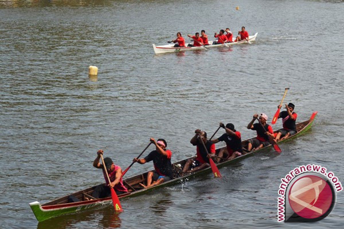 40 tim ramaikan lomba perahu di Lhokseumawe