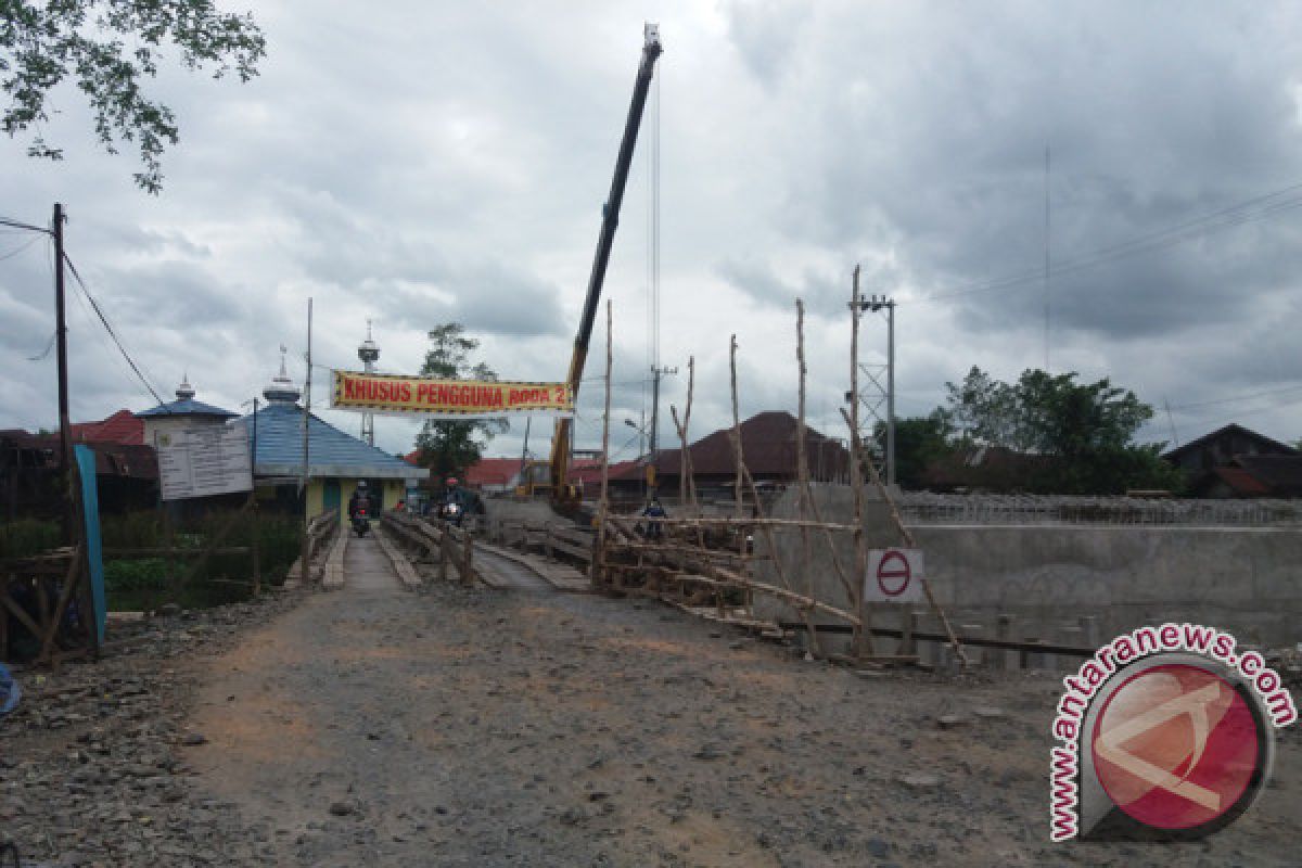 Jembatan Simpang Kuin Dipercepat Penyelesaiannya 