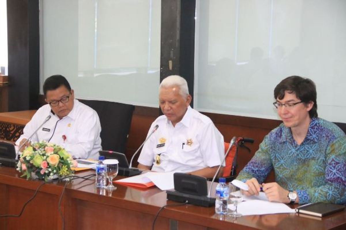 Proyek pembangunan jalur Kereta Api Borneo Rp53,3 triliun batal dilaksanakan