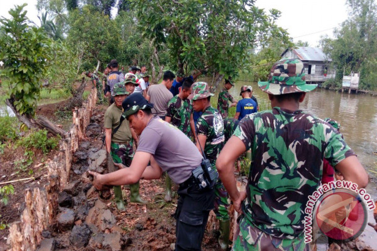 10 Anggota Polri Sukseskan  TMMD Kodim Banjarmasin