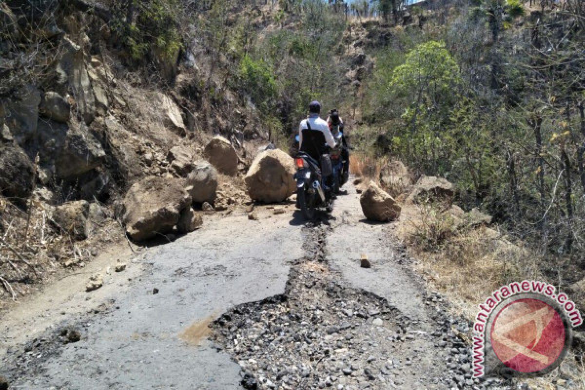 Puluhan Gempa Skala Kecil Terjadi di Lembata