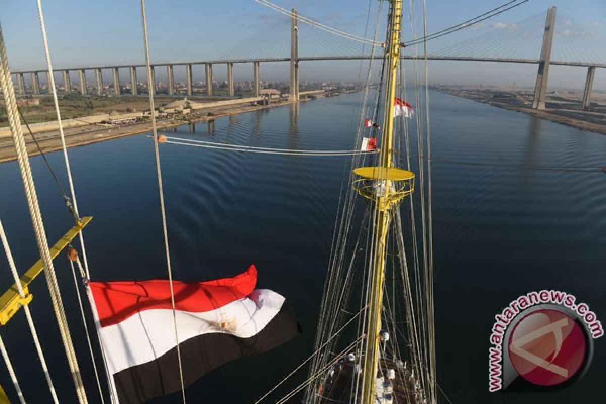 KRI Bima Suci lintasi Terusan Suez