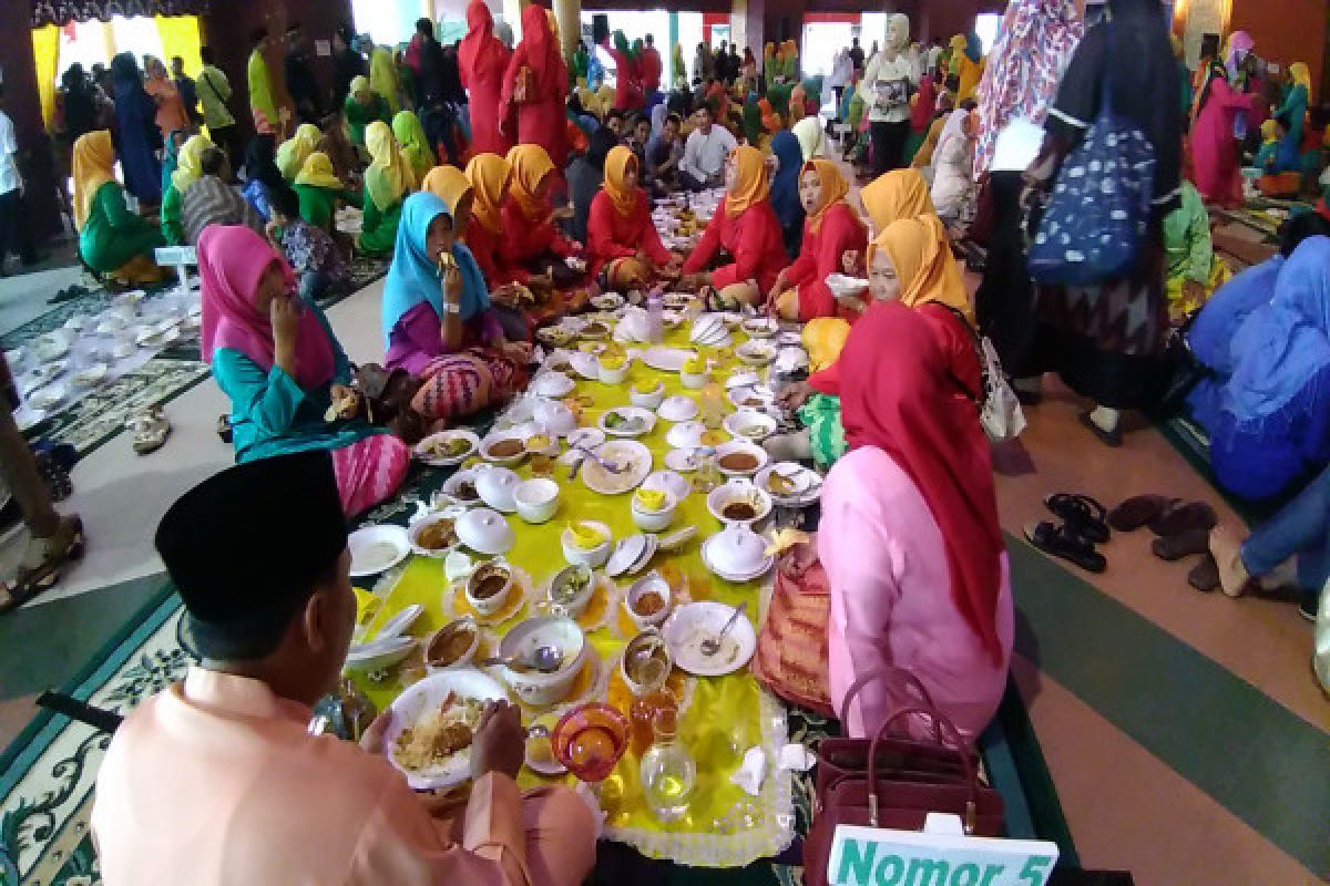 Pemkot Pontianak Gelar Festival Saprahan Meriahkan Hut Ke-246