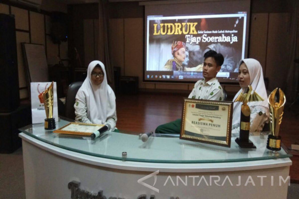 Film Karya Siswa SMA Khadijah Surabaya Juarai FFN 2017 (Video)