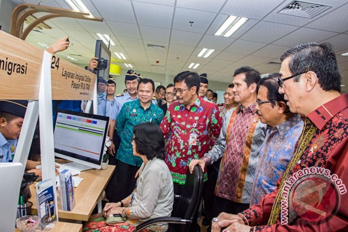 Mal Pelayanan Publik untuk tingkatkan daya saing global