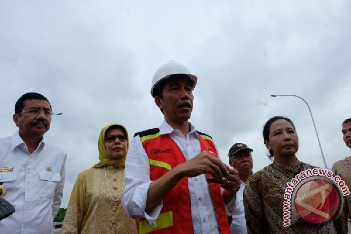 Presiden Jokowi resmikan dua ruas tol di Sumut