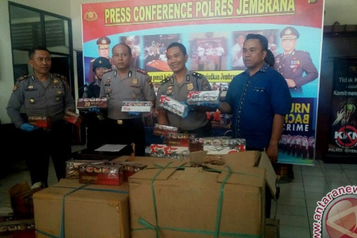 Polres Jembrana Menggagalkan Penyelundupan Rokok Ilegal