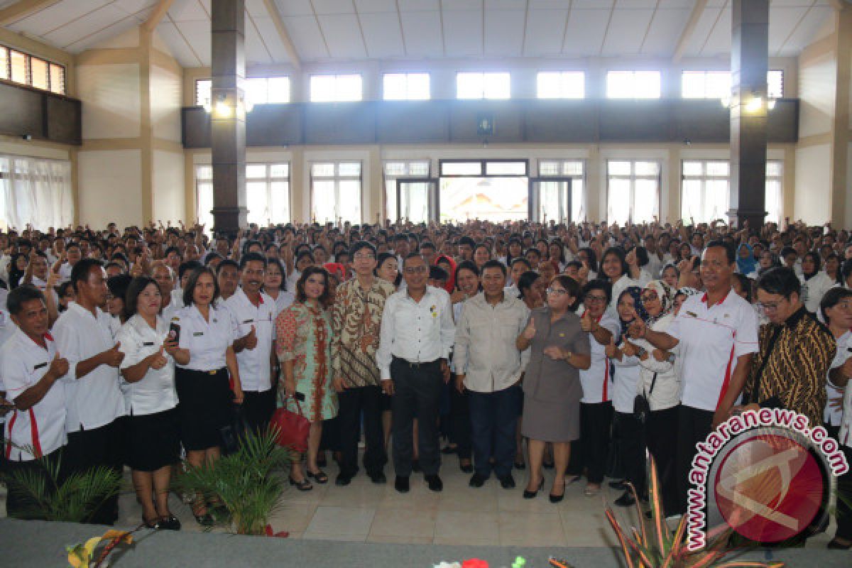 Bupati: Guru Di Minahasa Tenggara Harus Profesional