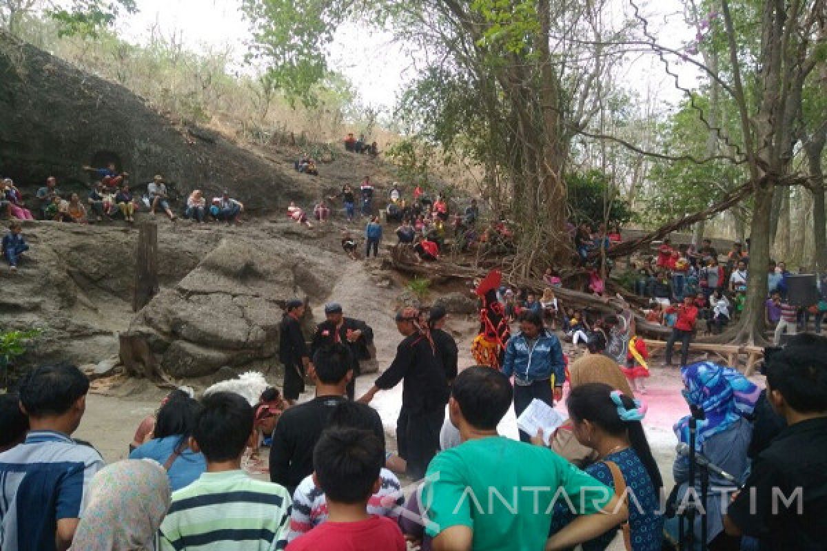 Pengunjung Wisata Goa Selomangleng Kediri Naik 120 persen