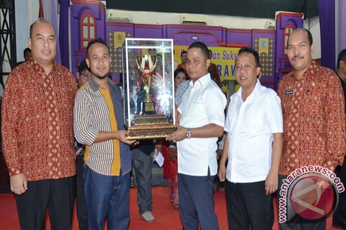 Kecamatan Pandan Juara Umum Pesparawi Tapteng 2017