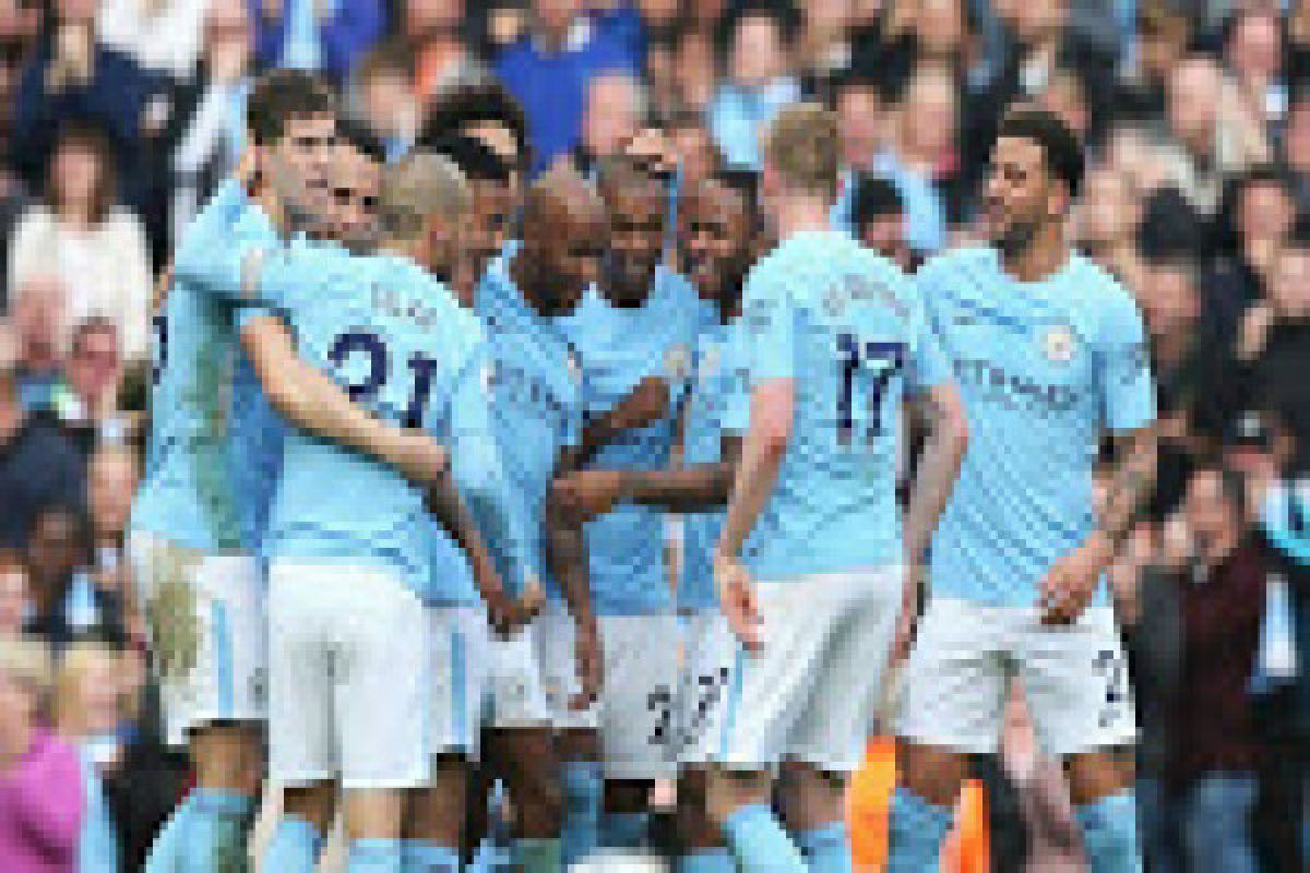   Man City ambil alih klasemen usai bantai Stoke 7-2