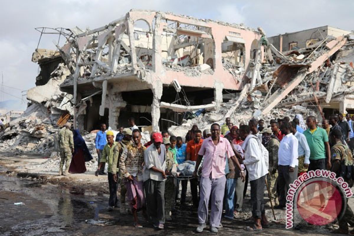 14 orang tewas dalam ledakan di luar hotel Somalia