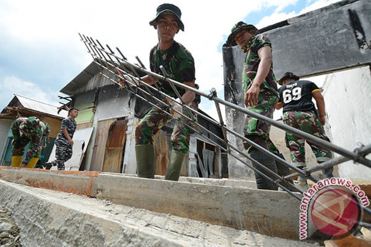 Irjen TNI-AD tinjau kegiatan TMMD di Kota Palu