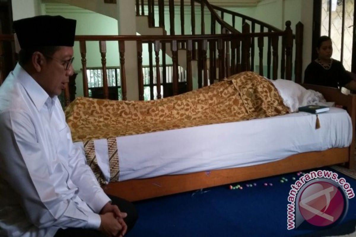 Menag Pimpin Doa Tahlil Jenazah Saiful Hadi