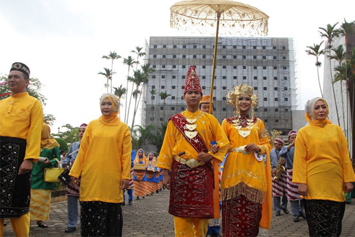Pemkot Pontianak Gelar Festival Arakan Pengantin Melayu 
