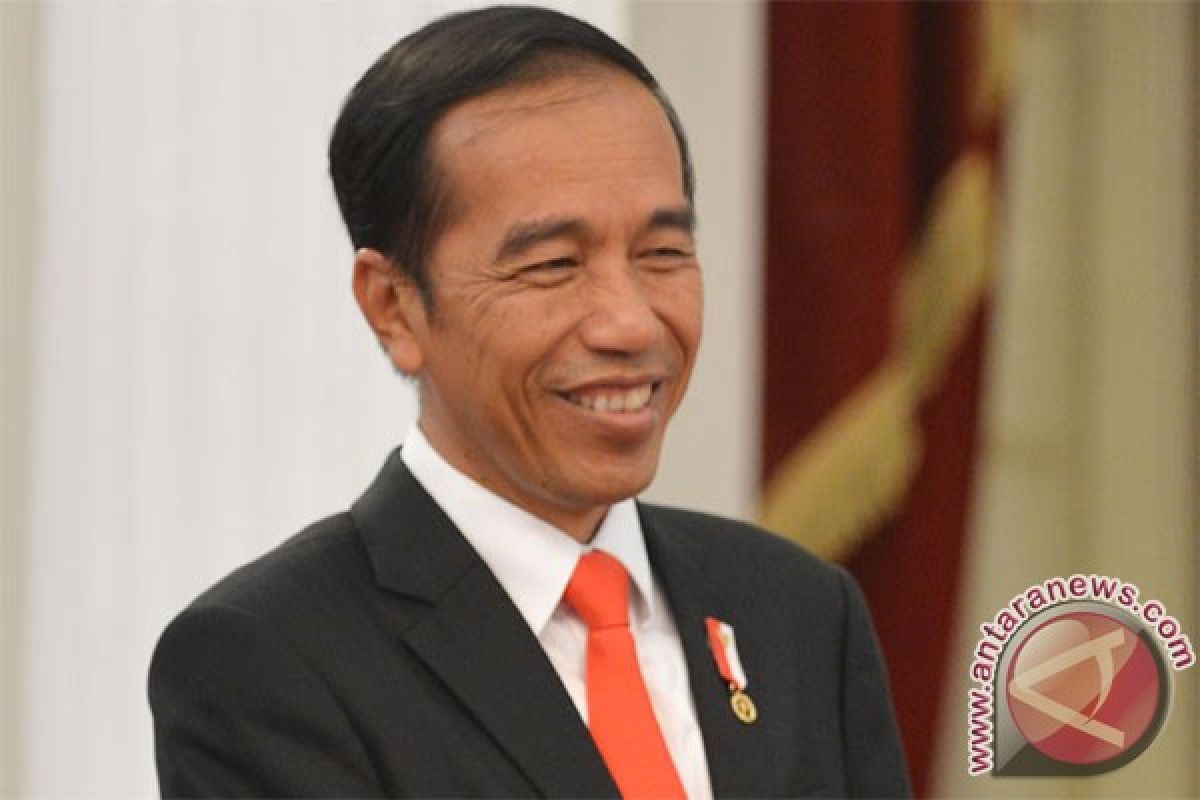 Presiden Jokowi tegaskan dana desa harus buka lapangan kerja