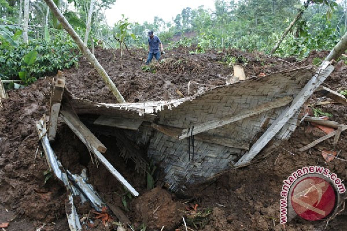 150 juta warga Indonesia tinggal di daerah bencana