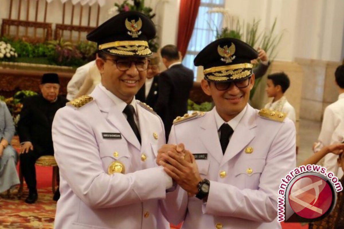 Anies-Sandi Prioritaskan Paripurna Dengan DPRD