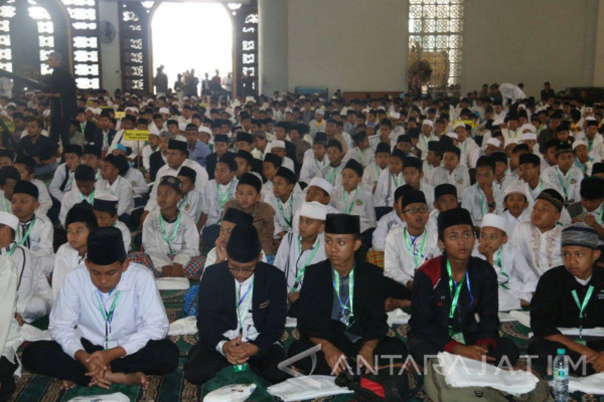 Lomba Dai-Daiyah Polda Jatim Pecahkan Rekor MURI (Video)