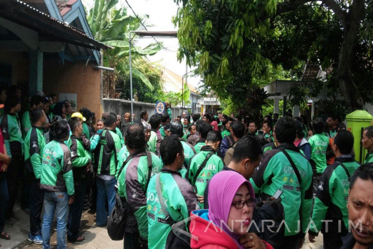 BPJS Ketenagakerjaan Sidoarjo Berikan Santunan Pengemudi Gojek