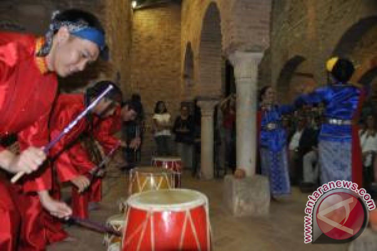 KBRI Madrid Tampilkan Kesenian Tradisional di Festival Andalusia